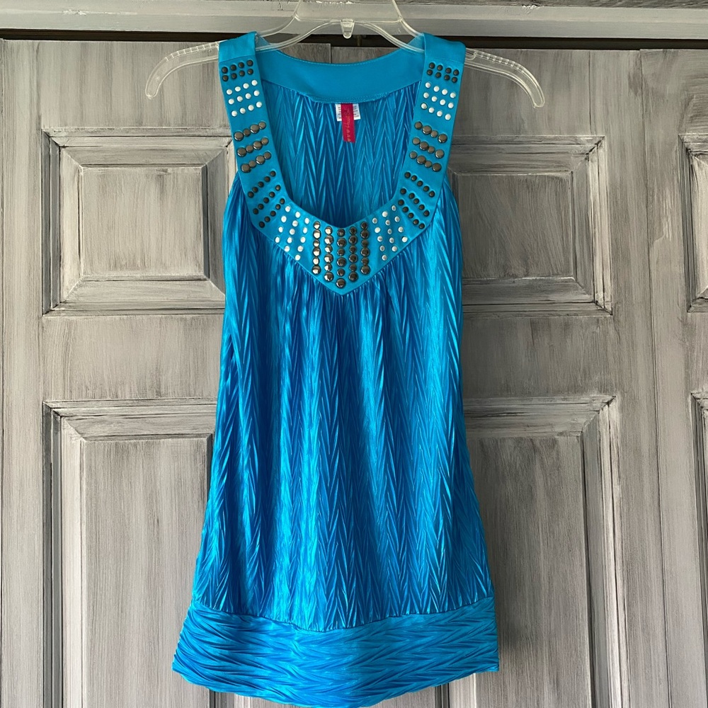 Heart & Soul Turquoise Stud Top.  Size M
